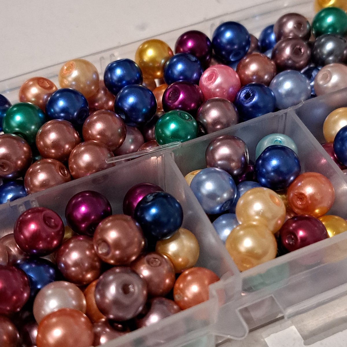 LOVV Glasparels - ca 250 Glaskralen-Kerstkralen-Inclusief Spoeldraad- 7 en 8 mm